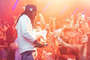 Image post by @splashlifebooking on Instagram