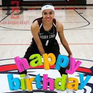 Image post by @aztecwbb on Instagram