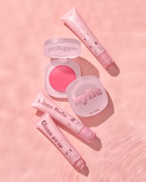 Image post by @kyliecosmetics on Instagram