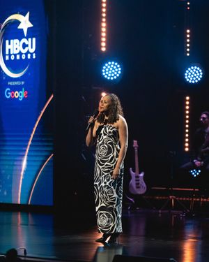 Image post by @BET on Twitter