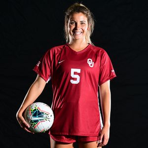 Image post by @ou_wsoccer on Instagram