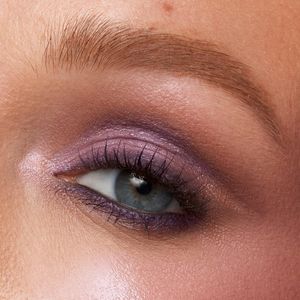 Image post by @morphebrushes on Instagram