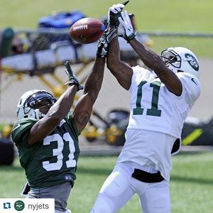Image post by @metlifestadium on Instagram