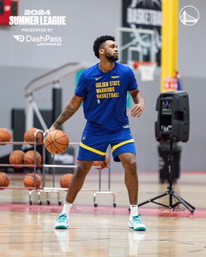 Image post by @warriors on Instagram