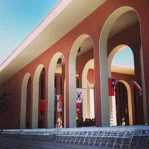 Image post by @uscdornsife on Instagram