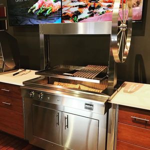 Image post by @kalamazoogrills on Instagram