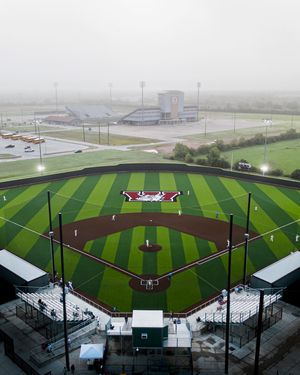 Image post by @hunterpencebaseball on Instagram