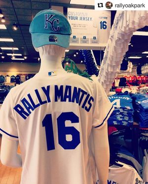 Image post by @rally_house on Instagram