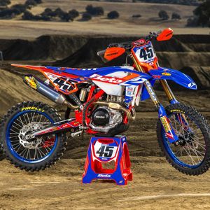 Image post by @racerxonline on Instagram
