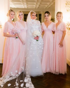 Image post by @parishilton on Instagram