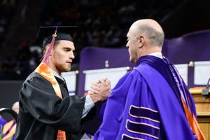 Image post by @ClemsonPrez on Twitter