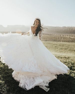 Image post by @theknot on Instagram
