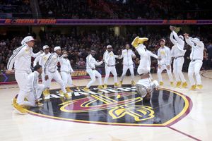 Image post by @CavsScreamTeam on Facebook
