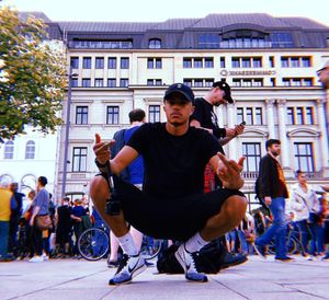 Image post by @zayawayaa on Instagram