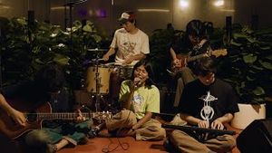 Video post by @esplanadesg on YouTube