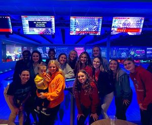 Image post by @lewiswbball on Instagram