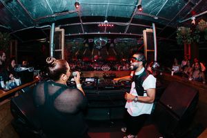 Image post by @kaufkaufkaufkaufkauf on Instagram