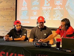 Image post by @niuhuskies on Instagram
