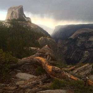Image post by @discovery on Instagram