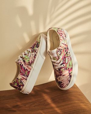 Image post by @dsw on Instagram