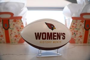 Image post by @azcardsinthecommunity on Instagram