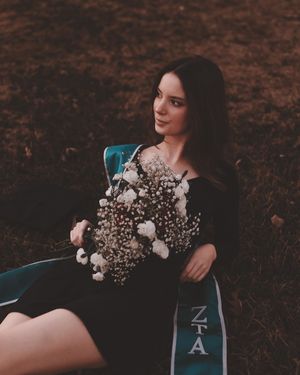 Image post by @thebronzeowl on Instagram