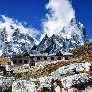 Image post by @discovery on Instagram