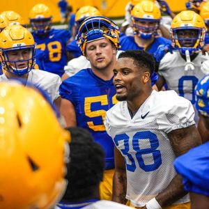 Image post by @pitt_fb on Instagram