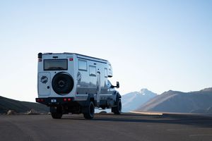 Image post by @earthroamer on Instagram