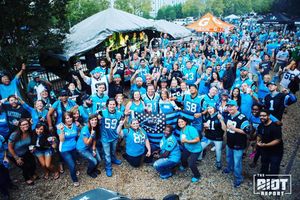 Image post by @roaringriot on Instagram