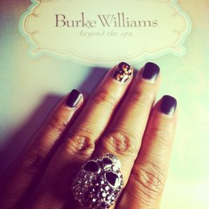 Image post by @burke_williams on Instagram