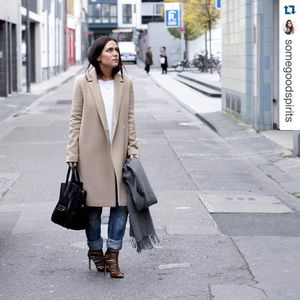 Image post by @amaliah_com on Instagram