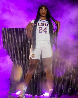 Image post by @lsuwbkb on Instagram