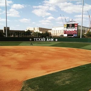 Image post by @txstatesoftball on Instagram