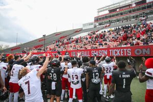 Image post by @niuhuskies on Instagram