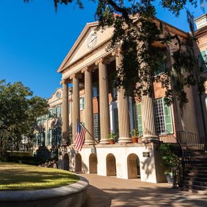 Image post by @collegeofcharleston on Instagram