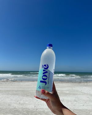 Image post by @drinkjove on Instagram