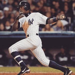 Image post by @bronxpinstripes on Instagram