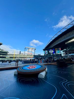 Image post by @SeattleKraken on Twitter