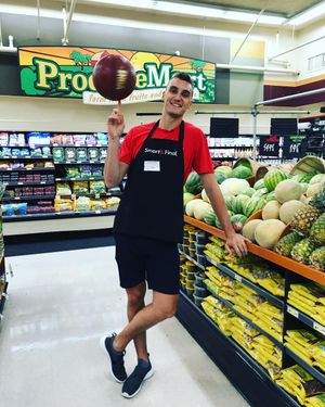 Image post by @samdek7 on Instagram