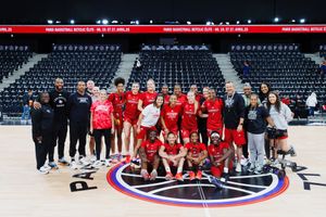 Image post by @louisvillewbb on Instagram