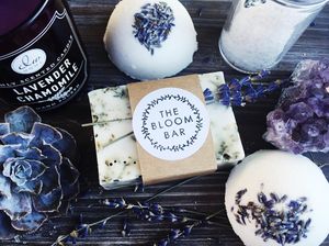 Image post by @thebloombartx on Instagram