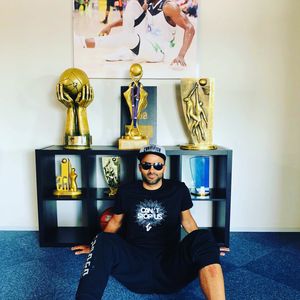 Image post by @_tonyparker09 on Instagram