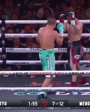Image post by @showtimeboxing on Instagram