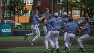 Video post by @etbu_baseball on Twitter