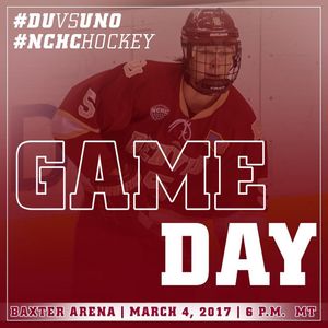 Image post by @du_hockey on Instagram