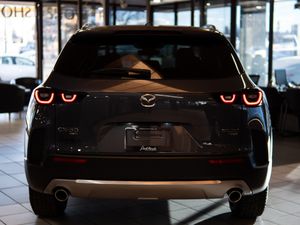 Image post by @parkmazda on Instagram