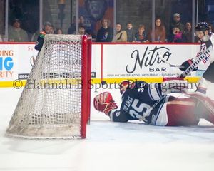 Image post by @hannahbsportsphoto on Instagram