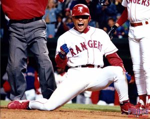 Image post by @rangersdetexas on Facebook