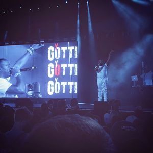 Image post by @xfinitytheatre on Instagram